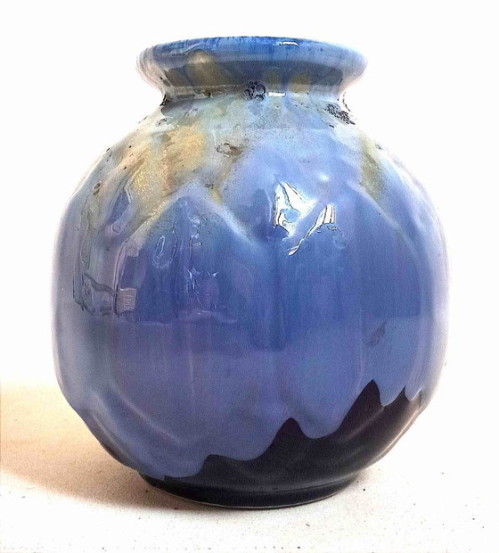 Image 1 of Art Deco slip vase Height 19.3 cm