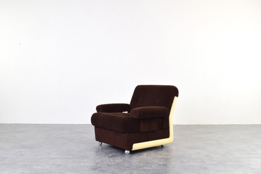 Duitse fauteuil uit het midden van de 20e eeuw, jaren 70.