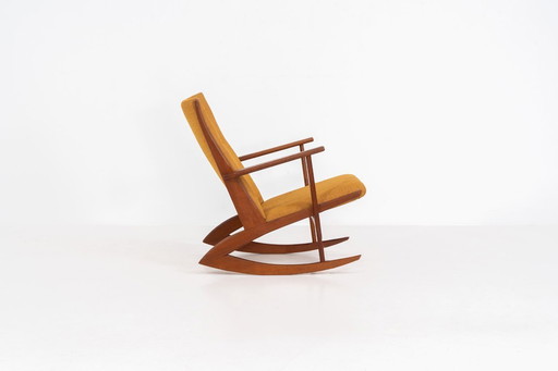 Schommelstoel van Georg Jensen voor Kubus (Denemarken, jaren 1950).