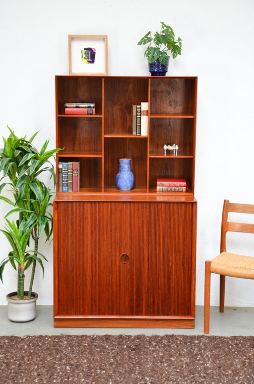 Hvidt & Mølgaard Schrank Søborg credenza in teak credenza vintage della metà del secolo regale