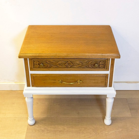 Image 1 of Table de nuit en bois vintage, 1960
