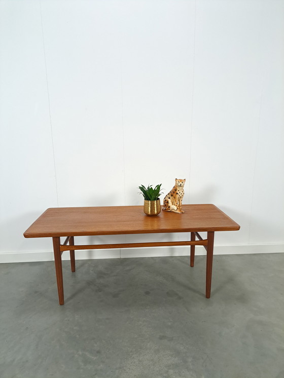 Image 1 of Teak Fineer Salontafel Vintage