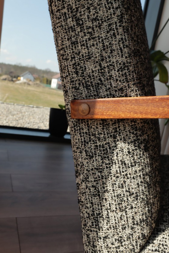 Image 1 of Loungestoel zwart granola mid-century modern design