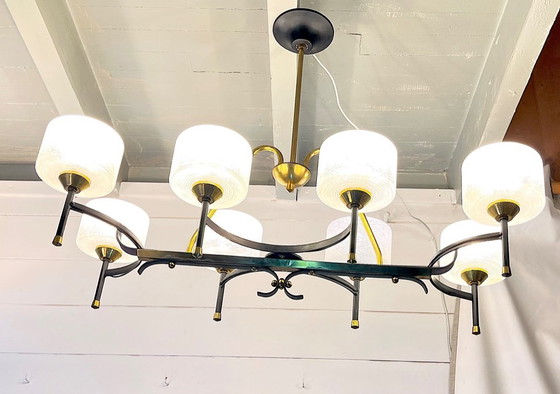 Image 1 of Maison Arlus, Lámpara de araña de mediados de siglo, latón y cristal opalino, Francia 1950