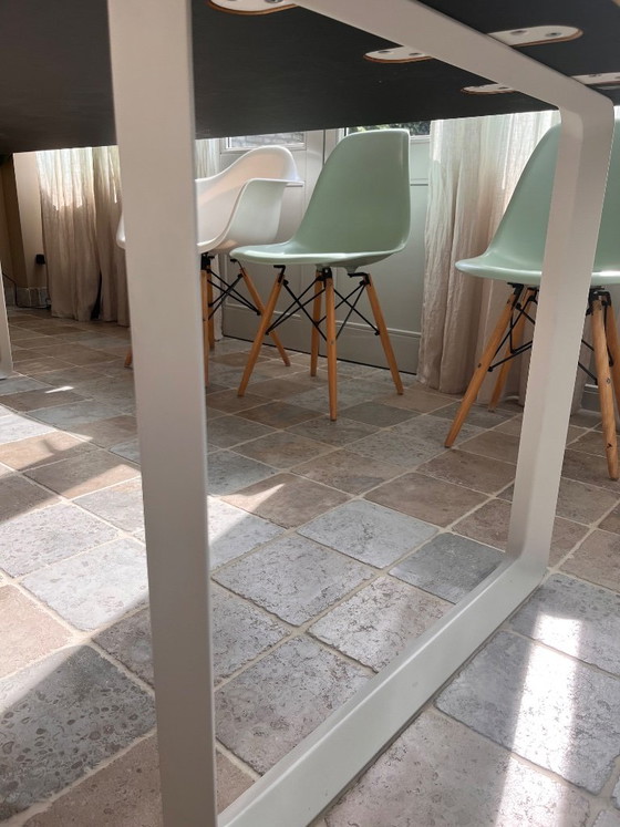 Mesa de comedor Muuto 70/70 Blanca – Mesas de comedor, Madera, Aluminio (photo 5 of 5)