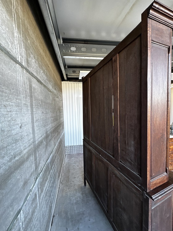 Image 1 of Tweedelig, gebeeldhouwd eikenhouten buffet/dressoir - Lodewijk XV-stijl, 19e eeuw