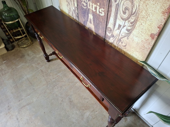 Image 1 of Klassieke Engelse sidetable, wandconsole. haltafel afm. 142x36cm en 77cm hoog.