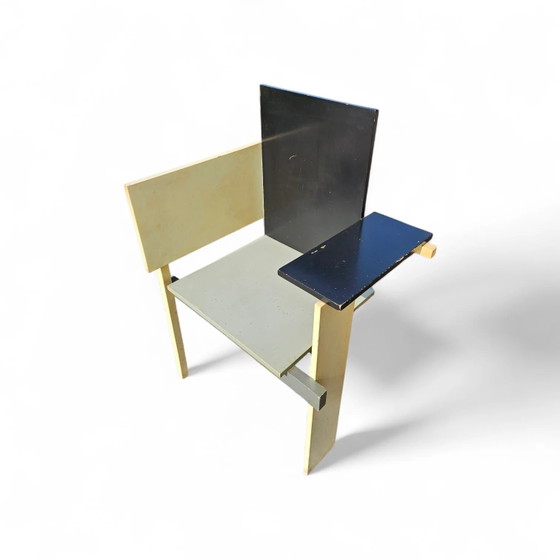 Old Berlin chair / Berlin Chair / Gerrit Rietveld / Signs of repair – Rietveld (Gerrit) (photo 10 of 26)