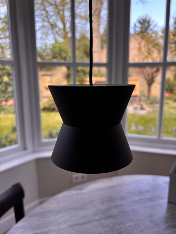 Image 1 of 2 lights TossB circus diabolo SB10