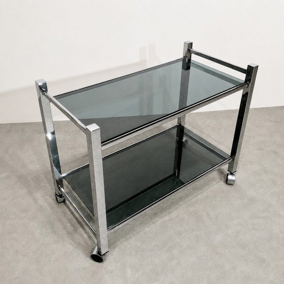 Image 1 of Vintage chromen trolley met planken van rookglas.
