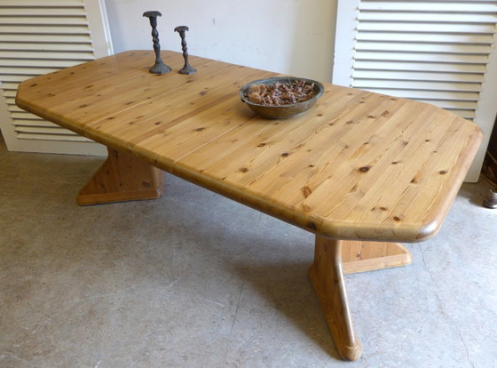 Image 1 of Dänischer ausziehbarer Esstisch aus brutalistischer Kiefer