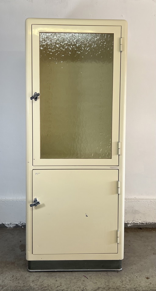 Maquet doctor's cabinet Mid - Century