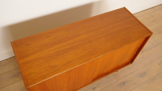 Image 1 of Vintage sideboard with sliding doors | Teak | 120 cm