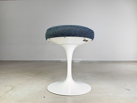 Image 1 of Eero Saarinen Ottoman footstool Knoll International Tulip stool