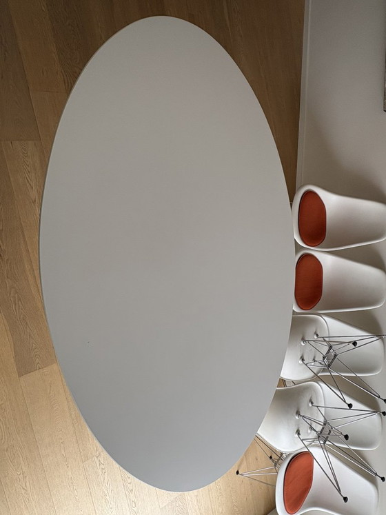 Knoll 174TO Saarinen Table - 78" Oval – Dining tables, Plastic, Aluminium (photo 8 of 11)