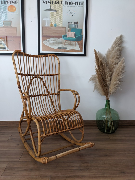 Image 1 of Vintage rotan schommelstoel