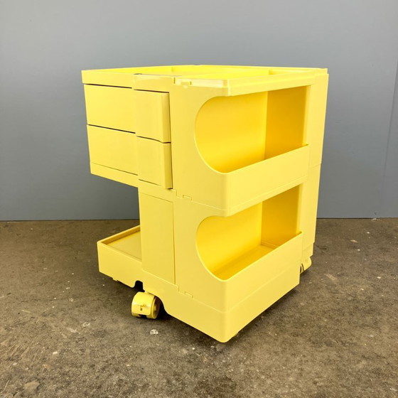 Image 1 of Roll container, organizador, plástico amarillo pastel, años 70