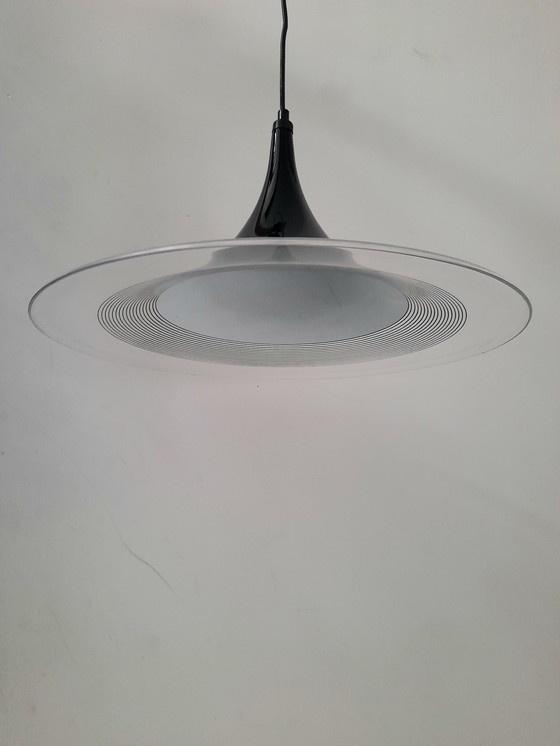 Image 1 of Grande suspension trompette Meblo Guzzini années 70