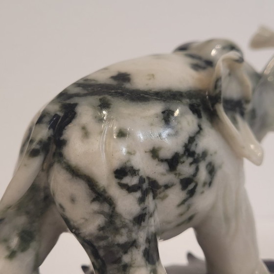 Image 1 of Pair of elephant paperweights, veined marble, 80’s - France