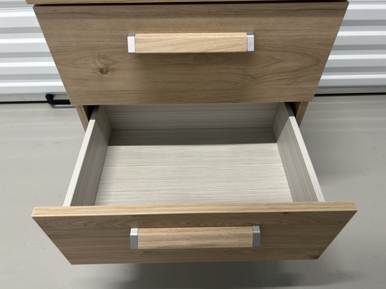 Elba Nachtkast 3 Laden Rustiek Eiken – Beter Bed, Nachtkastjes, Mdf, Metal (photo 4 of 8)
