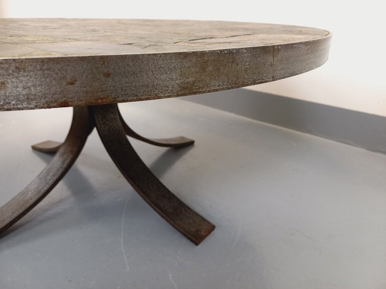 Image 1 of Brutalist vintage round coffee table in metal and slate from the 70s