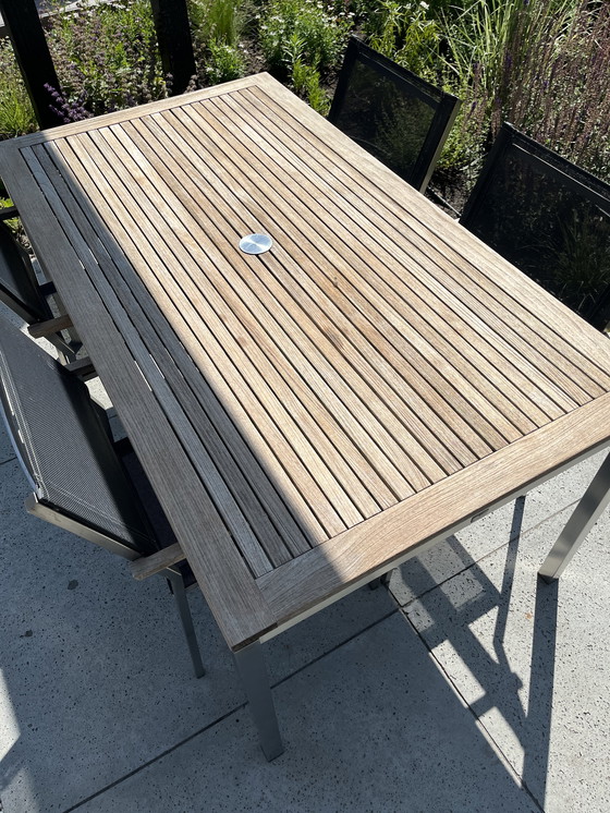 Image 1 of Tuintafel met stoelen