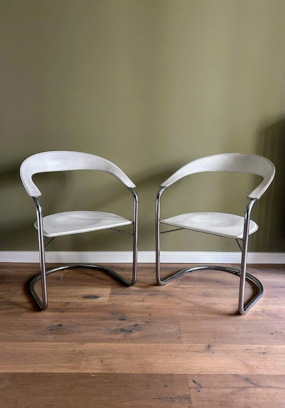 Image 1 of 2x Fauteuil vintage en acier tubulaire et cuir de A. Rizzatto - 450€ (prix de la paire)