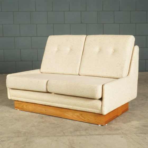 Vintage two-seater sofa – beige fabric – 1960s – 2 seaters, Textile (photo 3 of 16)