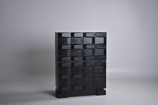 CREDENZA BELGA CON DESIGN TRIDIMENSIONALE ANNI '70