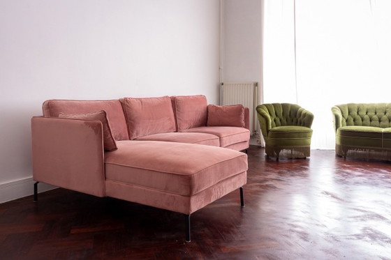 Image 1 of Pink velvet corner sofa