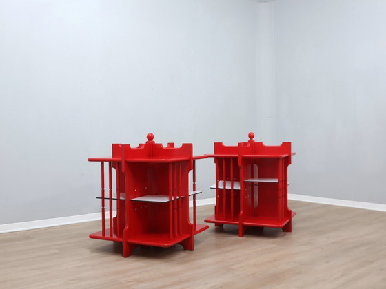 Image 1 of Bibliothèque modulaire italienne en bois massif laqué rouge, années 1960