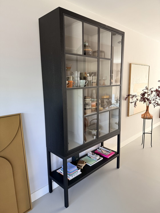 Black oak display cabinet with metal – Wood (photo 5 of 5)