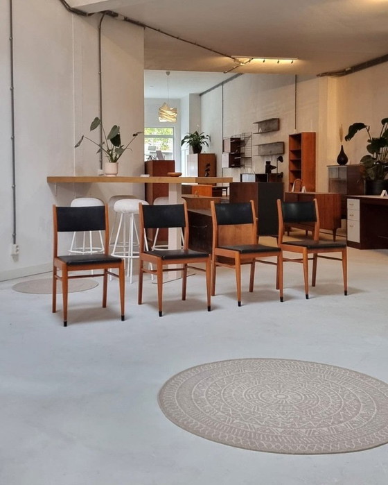 Image 1 of Sillas de mediados de siglo