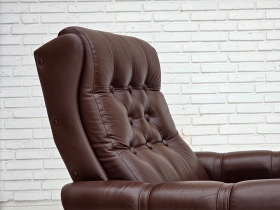 Image 1 of Sillón danés de los años 70, tapizado en cuero marrón original.