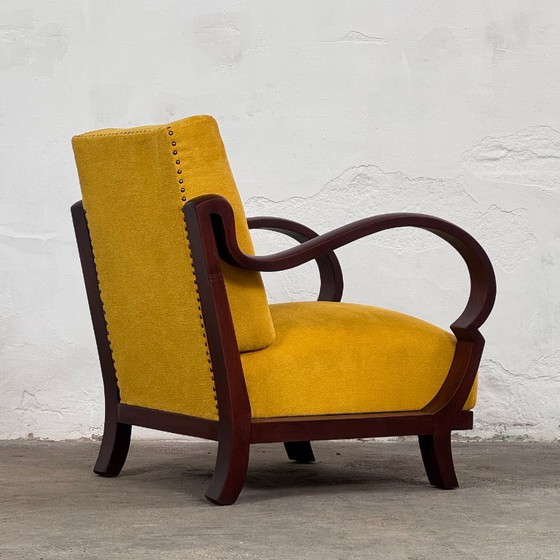 Image 1 of Een paar Debreceni Art Deco fauteuils met gebogen armleuningen, 1940