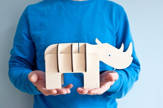 Image 1 of Nashorn-Dekoration aus Holz von Ulap Design