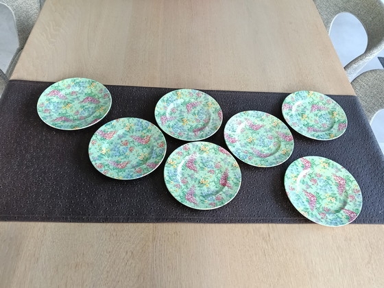 Image 1 of Prachtige Set (7st) Empire England "Lilac Time" Chintz Dessertbordjes (1947)