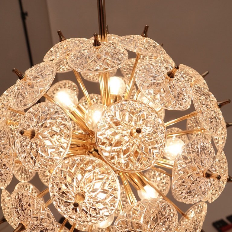 Massive Val Saint Lambert Sputnik chandelier | €985 | Whoppah