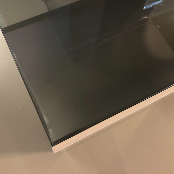 Image 1 of Minotti Waves bijzettafel