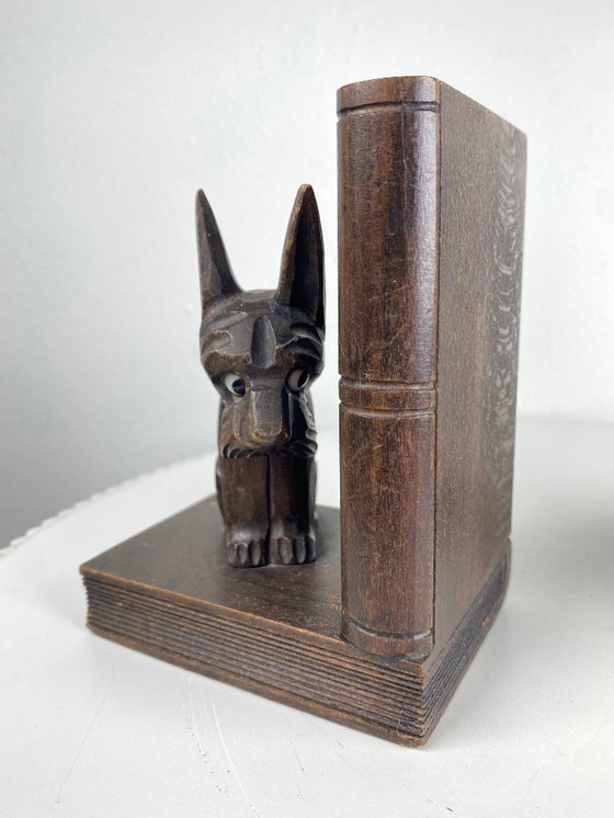 Image 1 of Vintage handgesneden houten honden boekensteunen - Scottie Terrier boekensteunen - Rustiek Bibliotheekdecor