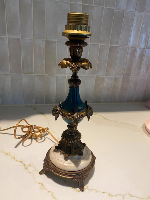 Antike französische Tischlampe (Napoleon III-Stil) mit Marmorsockel