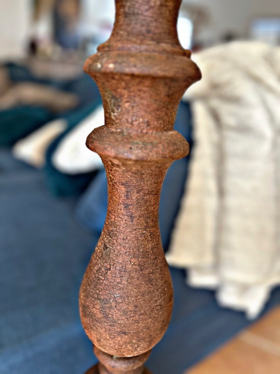 Großer, handpatinierter Kerzenständer aus Holz – 100 cm – Unikat – Kerzenhalter, Wood (photo 8 of 12)