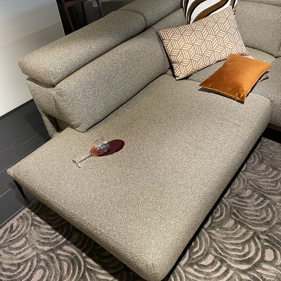 Image 1 of ROM Kingston hoekbank