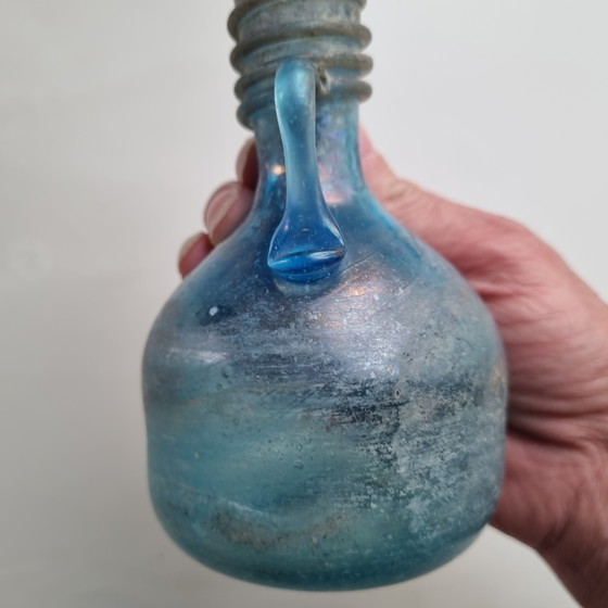 Jarrón Murano Scavo azul celeste con brillo nacarado, ¡una pieza llamativa de mediados de siglo! (photo 12 of 15)