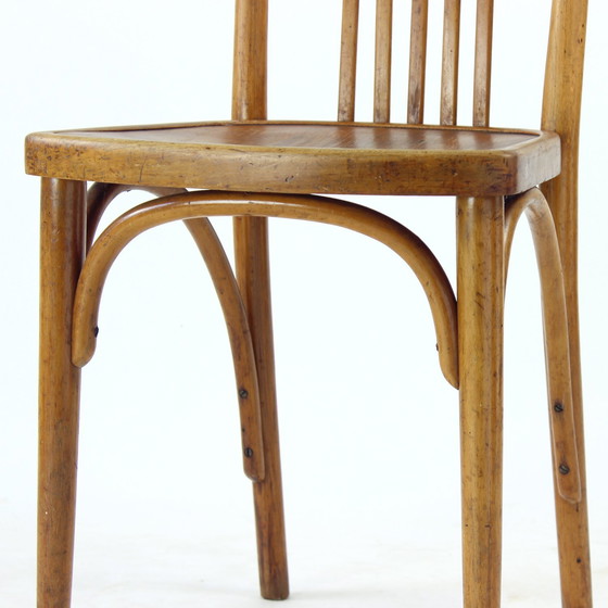 Image 1 of Vintage Thonet Bentwood Eiken Stoel Met Origineel Etiket, Tsjecho-Slowakije, jaren 1920