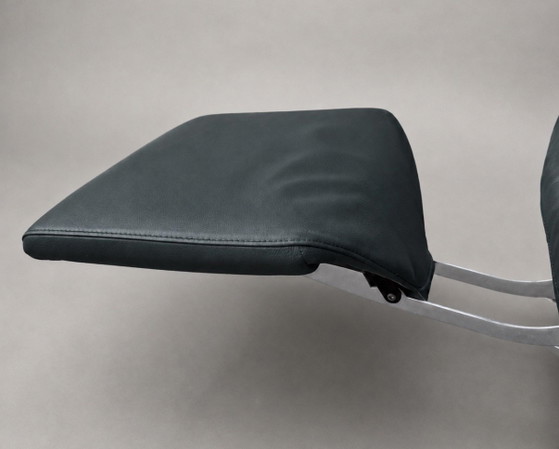 2 sillones FSM Shelby – Cuero color petróleo – Leather, Metal (photo 5 of 15)