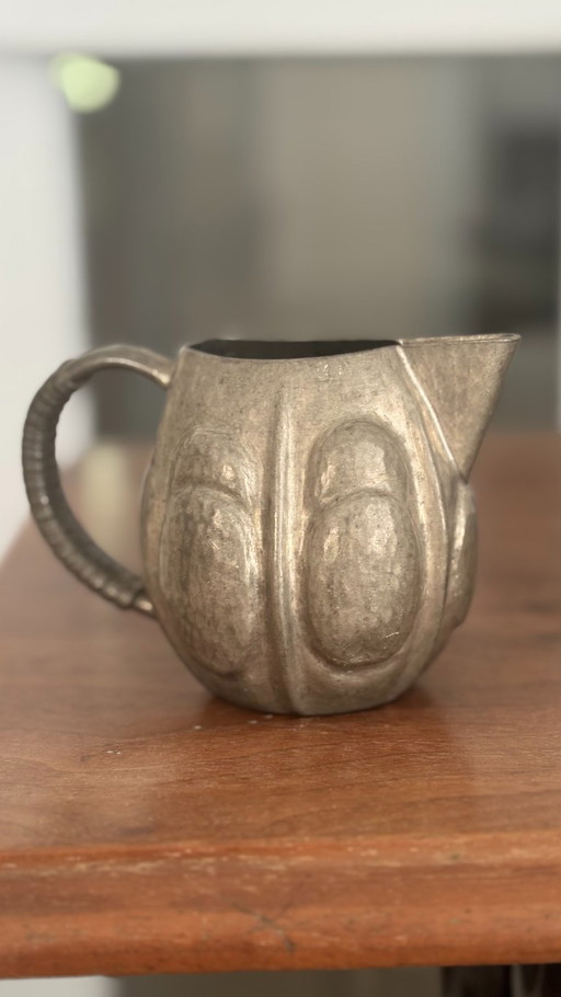 Jarra de peltre, estilo Art Nouveau – tafelaccessoires, Metal
