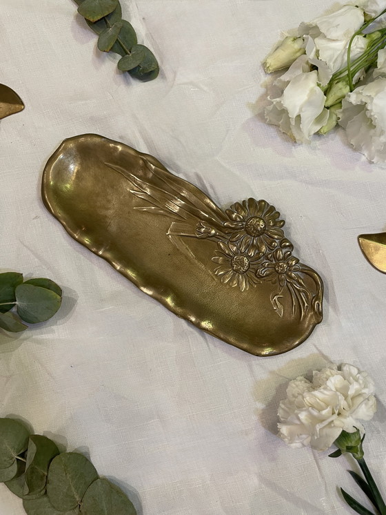 Image 1 of Brass flower trinket tray