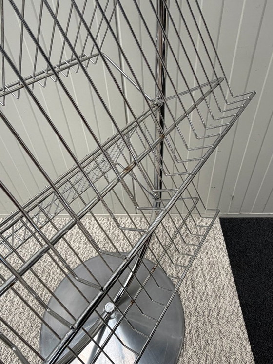 Tijdschriften Rek Verner Panton VP Rack Fritz Hansen – Tijdschriftenrek, Metal, Chrome (photo 6 of 10)