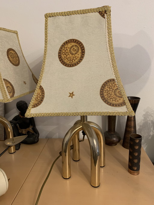 Table lamps with brass lamp base